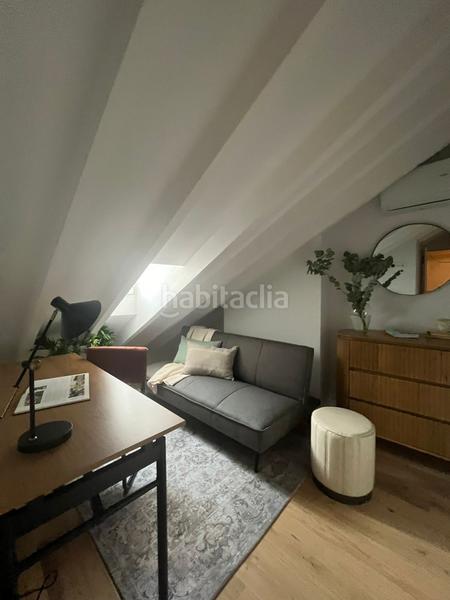 Foto a6dc8a64-b560-4e33-a030-52fa40735400. Apartamento ático en venta en Jerónimos. en Jerónimos Madrid