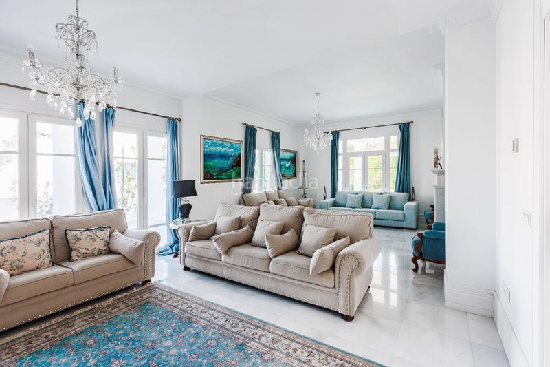 Foto 0fca5ece-6258-4090-9213-f2b17aa9c9ce. Casa chalet independiente en venta en c. picasso, en Marbella