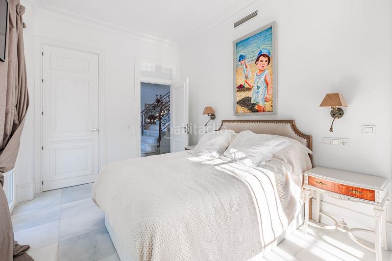 Foto ff28d523-217d-4198-b203-1478c6d61336. Casa chalet independiente en venta en c. picasso, en Marbella
