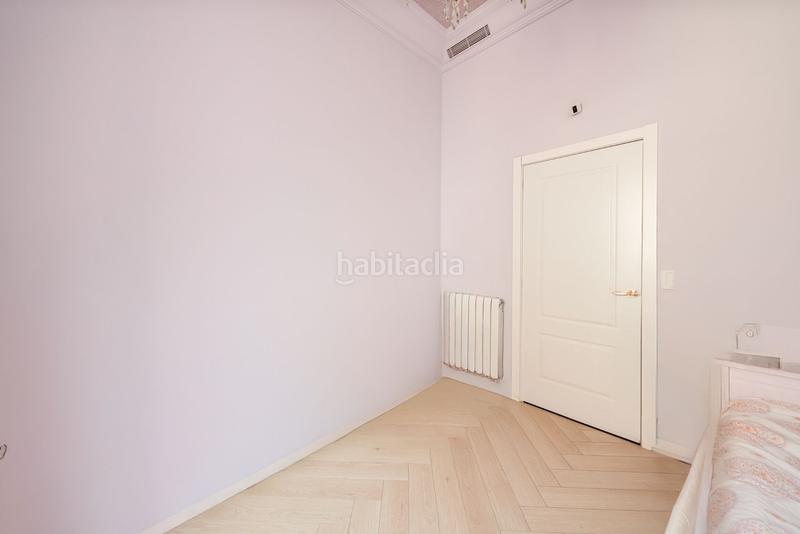 Foto b079bb65-d396-456a-b5de-3ae30f1b69ab. Location appartement dans Cortes-Huertas Madrid