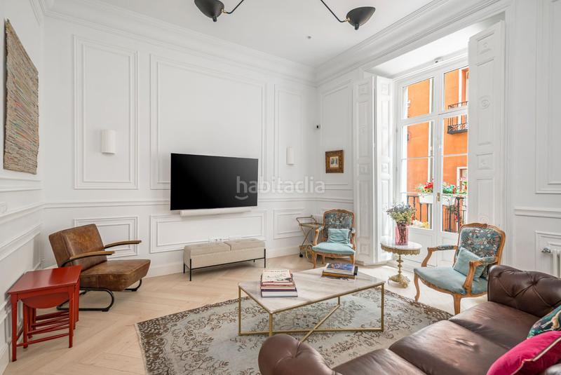 Foto 81f67242-316c-4c5f-8569-88aabce608a9. Rent flat in Cortes-Huertas Madrid