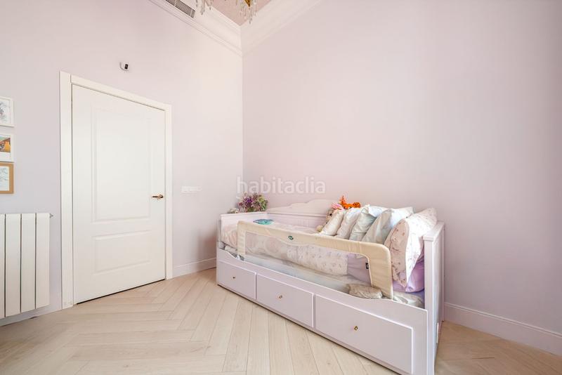 Foto 95beb0d8-692b-47b3-9a83-5a75fc1a5910. Rent flat in Cortes-Huertas Madrid