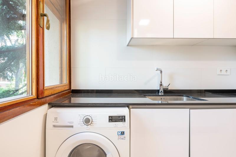 Foto 4bd83d59-26a1-4976-b946-44de48123f38. Alquiler piso  en alquiler c. de artesa de segre en Madrid