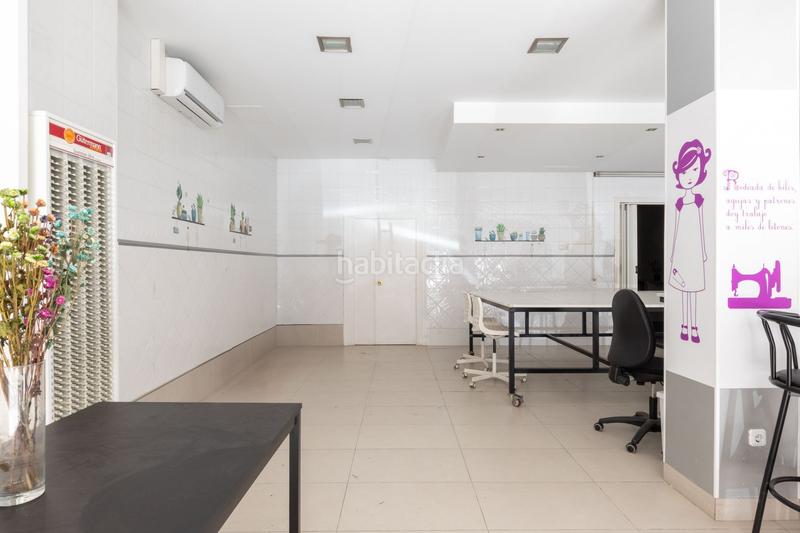 Foto 083816a5-30a6-407b-8997-527c8dcce5e0. Locale commerciale in Aiora Valencia