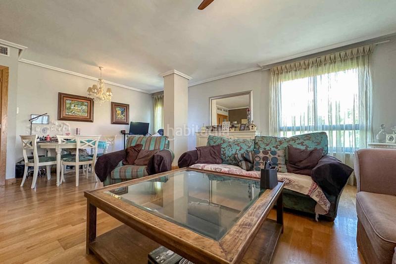Foto c5700599-574b-4485-9a9f-1077bfc28378. Piso  en venta , madrid en Parla este Parla