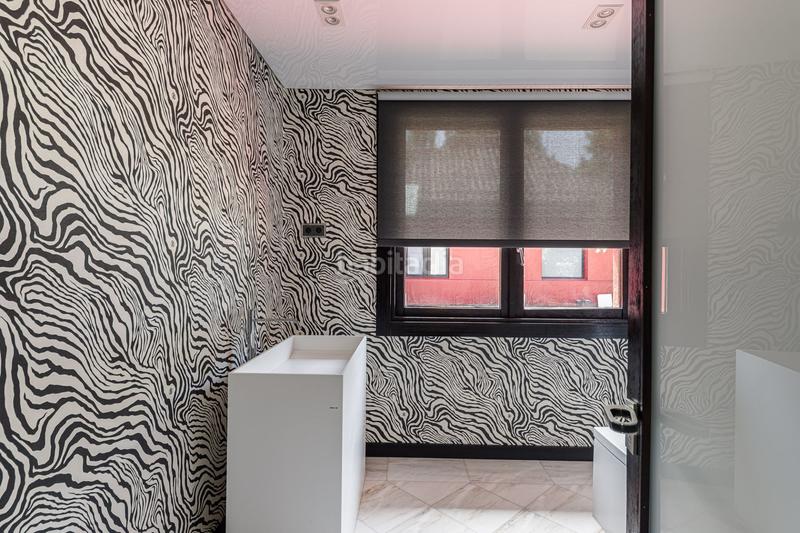 Foto 5404299d-6b8a-4fea-90db-5c6c9f761706. Casa amb calefacció piscina a urbanización La Moraleja La Moraleja