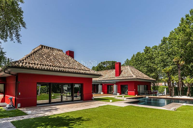 Foto e842d70f-d539-4923-afc2-0ee63ac05777. Casa amb calefacció piscina a urbanización La Moraleja La Moraleja