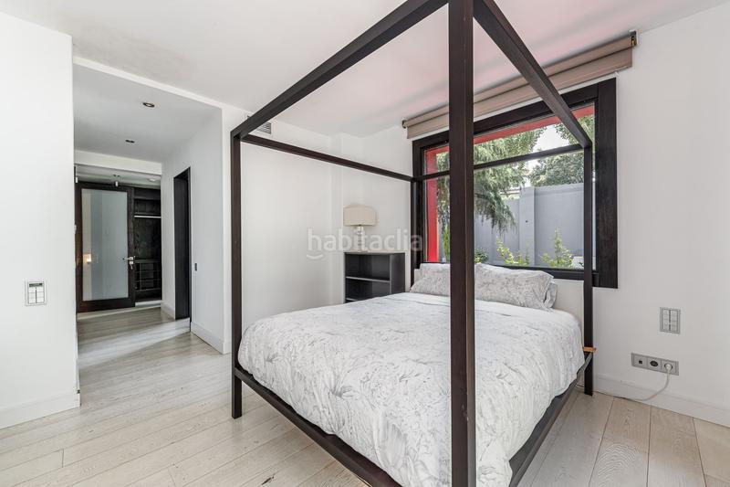 Foto e8c2cf9a-7de3-4513-bc85-96fe89dc1c6a. Casa amb calefacció piscina a urbanización La Moraleja La Moraleja