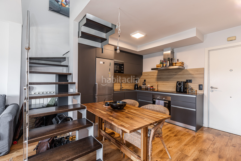Foto bd212856-7eff-4bb8-8438-d3f2893112d2. Alquiler apartamento loft en alquiler c. de manuel pombo angulo en Madrid