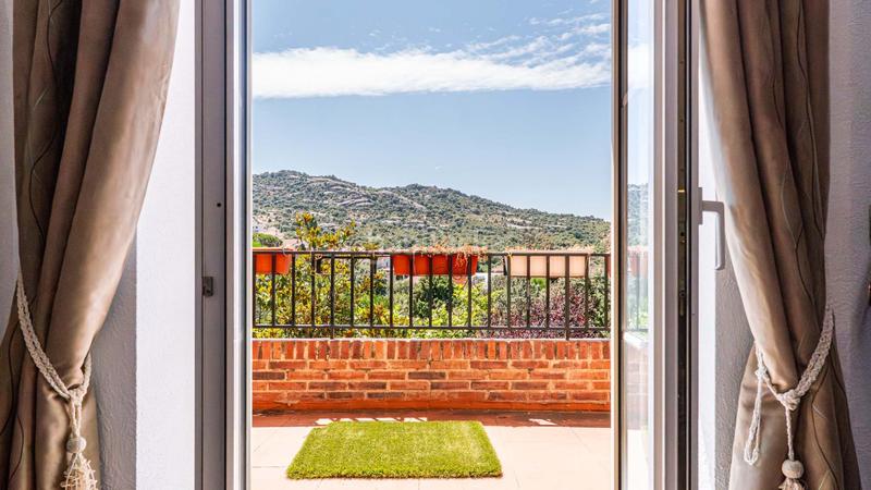 Foto 6b56d48d-1199-411f-a7c8-f6dece460ed3. Pis amb calefacció piscina a Fontenebro-Altavista Collado Villalba