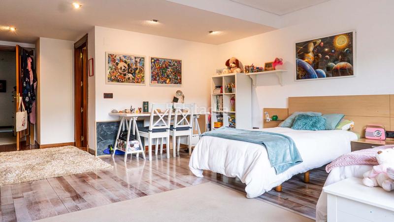 Foto 96330bab-2324-42de-8ce2-0285b8ff7751. Pis amb calefacció piscina a Fontenebro-Altavista Collado Villalba