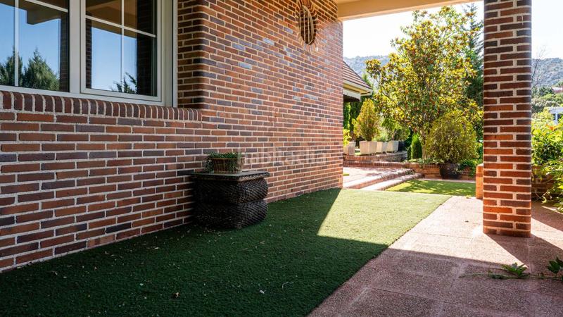 Foto bfa63f16-35f0-410d-ac3c-e6fa04ff3bf4. Pis amb calefacció piscina a Fontenebro-Altavista Collado Villalba