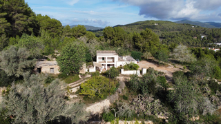Finca rústica a Santa Eulària des Riu. Finca en venta  santa eulalia, ibiza