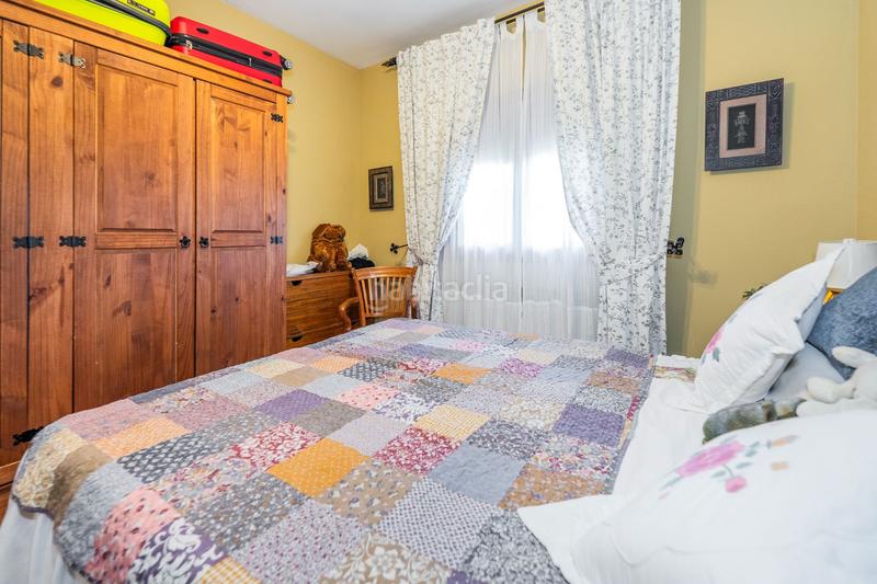 Foto 777c5924-11d2-40d2-b704-fb9645adc622. Maison avec parking dans El Robledal Villalbilla