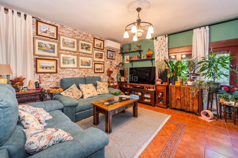 Foto f946b4f0-08db-4a41-aba5-acba77a5034d. Maison avec parking dans El Robledal Villalbilla