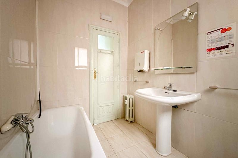 Foto 8669f212-e5e3-428c-bc6c-84adec8974dd. Location bureau avec chauffage dans Guindalera Madrid