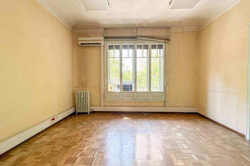 Foto ac12aaa0-3ad0-4bab-a131-1eb29cd20f8c. Location bureau avec chauffage dans Guindalera Madrid