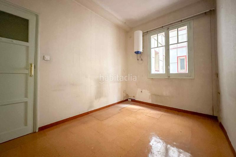 Foto f5cd1a0f-b59c-486a-a2af-47ed9c68ff80. Location bureau avec chauffage dans Guindalera Madrid