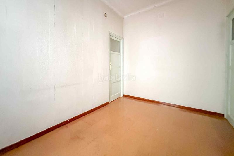 Foto 81c21dac-983c-449f-8bdb-b85e3aeafd8c. Rent office space with heating in Guindalera Madrid