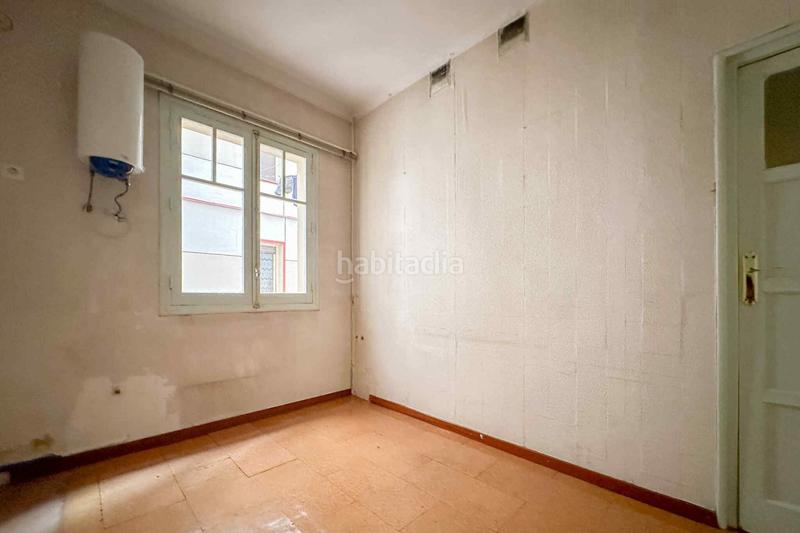 Foto 9cfa91e7-55ee-4d22-a3c3-073fa5309fe8. Rent office space with heating in Guindalera Madrid