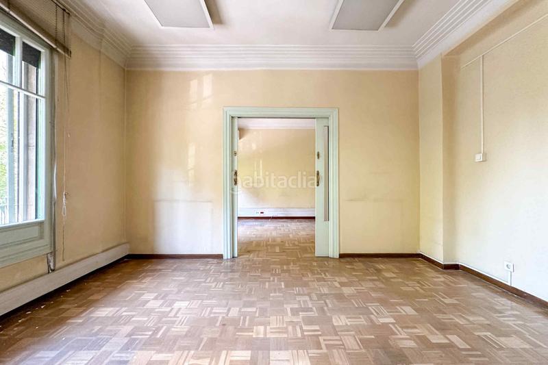 Foto f57cfa30-b4be-4dad-8c02-7933e15536d8. Rent office space with heating in Guindalera Madrid