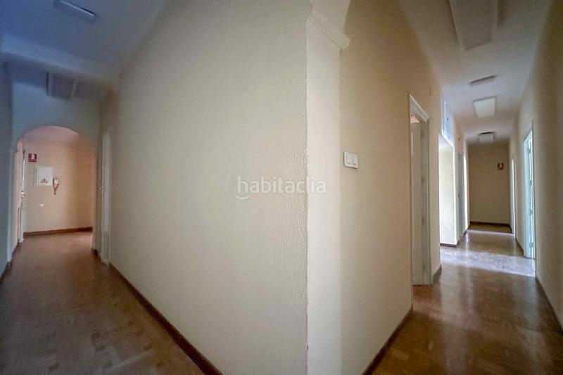 Foto faeb7b76-6246-4892-a69a-b0470001f6df. Rent office space with heating in Guindalera Madrid