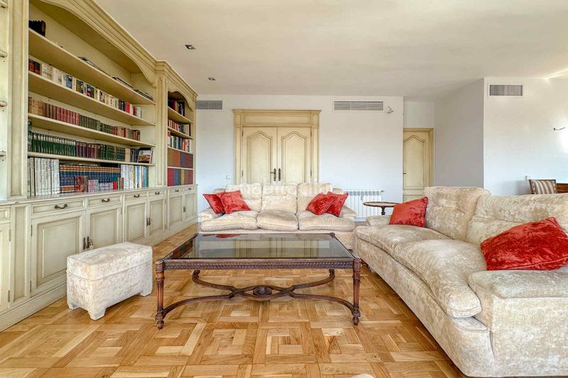 Foto 0e223bad-e7bd-4c23-a92b-9b7f48da8683. Affitto appartamento con riscaldamento piscina in Madrid