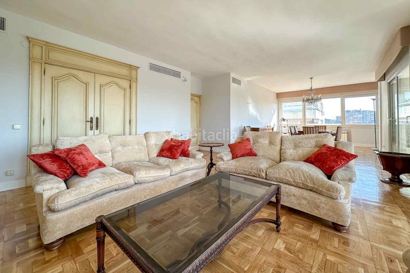 Foto 268d9b14-3e82-4355-8972-56d903354b9a. Rent flat with heating pool in Fuentelarreina Madrid