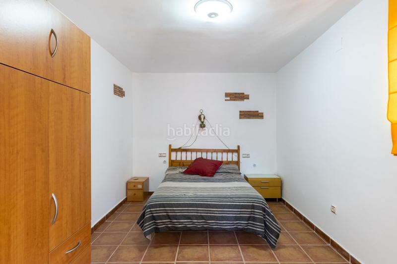 Foto 9bfd5882-0b2c-4487-a91d-97f3312a3f54. Casa amb piscina a Parque de la Bombilla Llíria