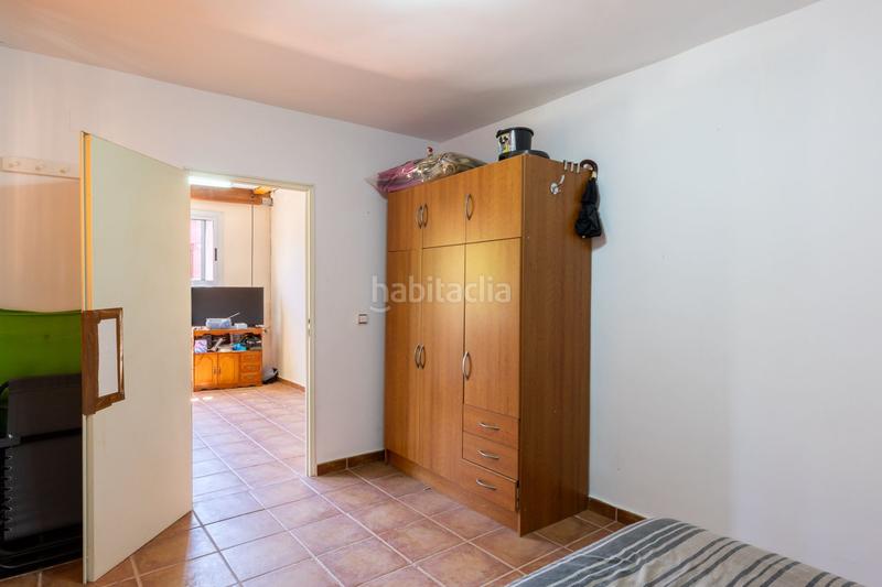 Foto b25067d5-a890-4a57-ab91-ed116f87d192. Casa amb piscina a Parque de la Bombilla Llíria