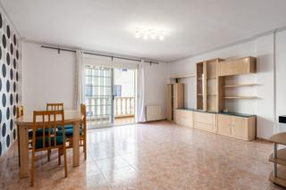 Maison jumelée à Canet d´en Berenguer. Chalet adosado en venta  canet