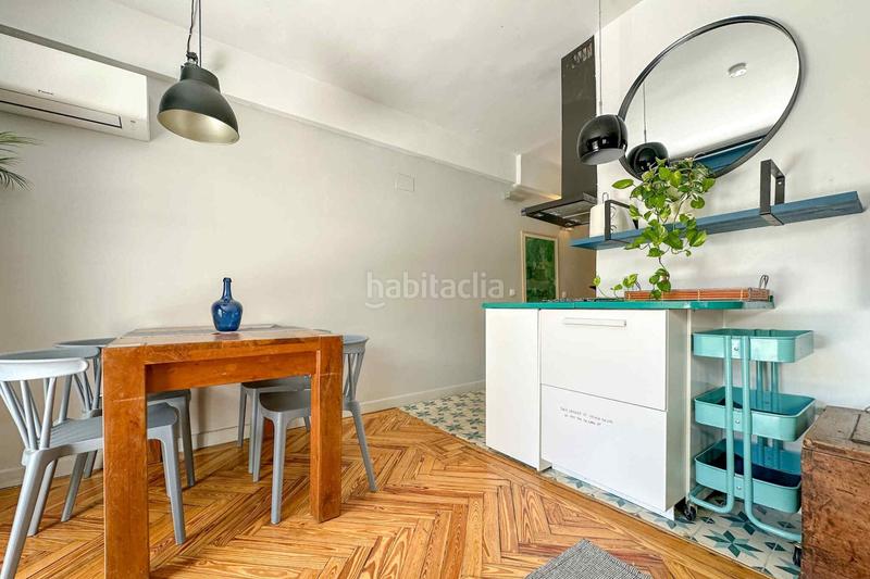 Foto 92b0f206-8ee5-40ed-b8ea-51ea66e66a9b. Àtic amb calefacció a Embajadores-Lavapiés Madrid