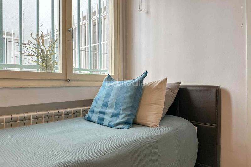 Foto ad68a136-1adb-4057-8d79-e8b5b56a7347. Àtic amb calefacció a Embajadores-Lavapiés Madrid