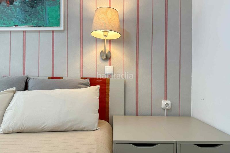 Foto ad96b0fe-abfb-40e3-b9c8-83216e76c156. Àtic amb calefacció a Embajadores-Lavapiés Madrid