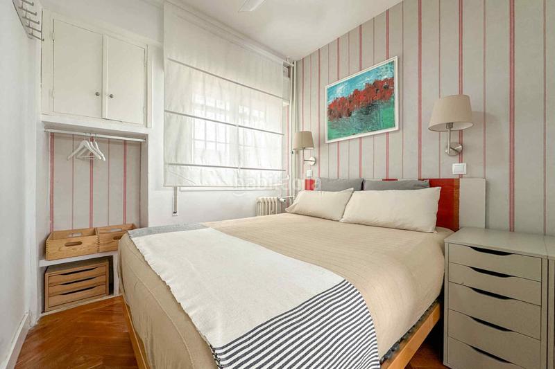 Foto bd93b215-c12f-4908-b1ec-11100185eb2d. Àtic amb calefacció a Embajadores-Lavapiés Madrid