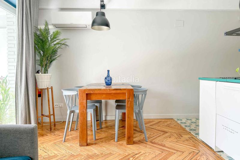 Foto bf60921d-5a5f-471a-a947-6393aabba990. Àtic amb calefacció a Embajadores-Lavapiés Madrid