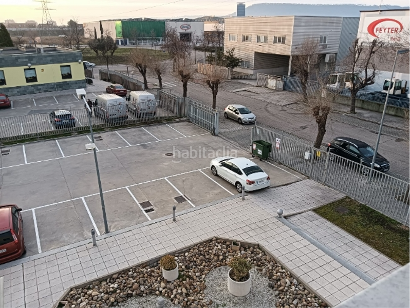 Foto 1cb7e0f3-4c42-4588-b49c-2312a2364c74. Miete büro in La Garena Alcalá de Henares