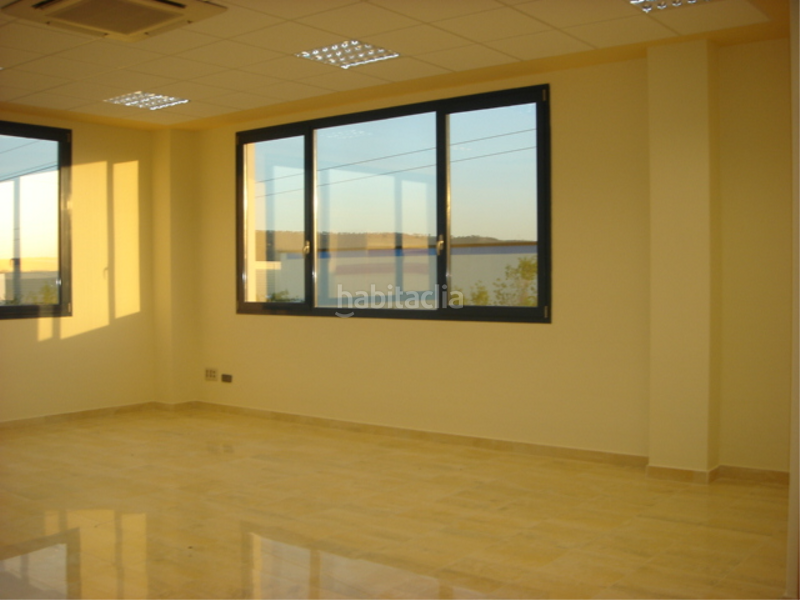Foto 815daa69-a142-47db-a7d4-8301d6ce026e. Miete büro in La Garena Alcalá de Henares