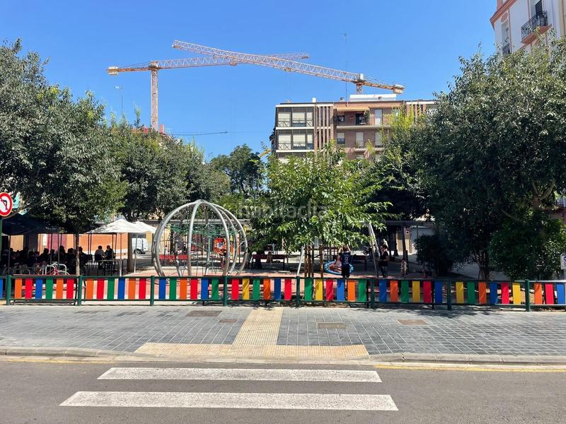 Foto c59120d5-636a-440e-80a4-4fad8446957d. Business premise in El Botànic Valencia