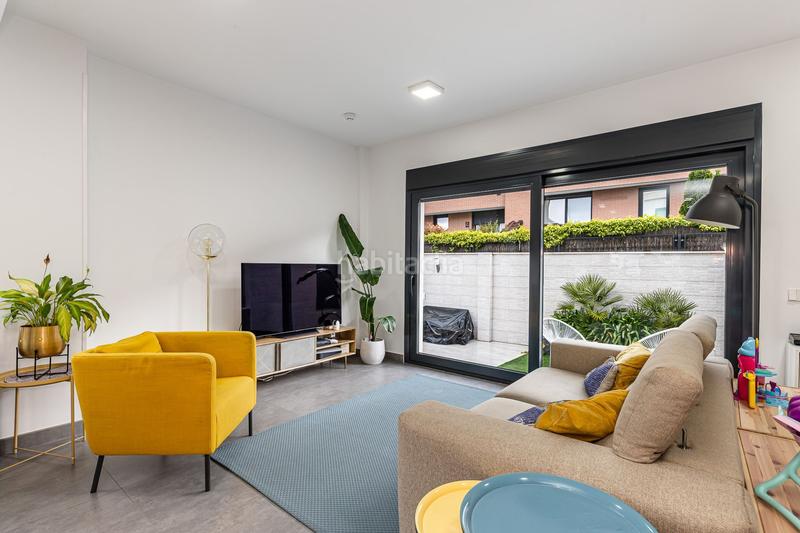 Foto 09637406-d699-47fb-8156-7d8bc31cfcd2. Casa amb calefacció piscina a Montecarmelo Madrid