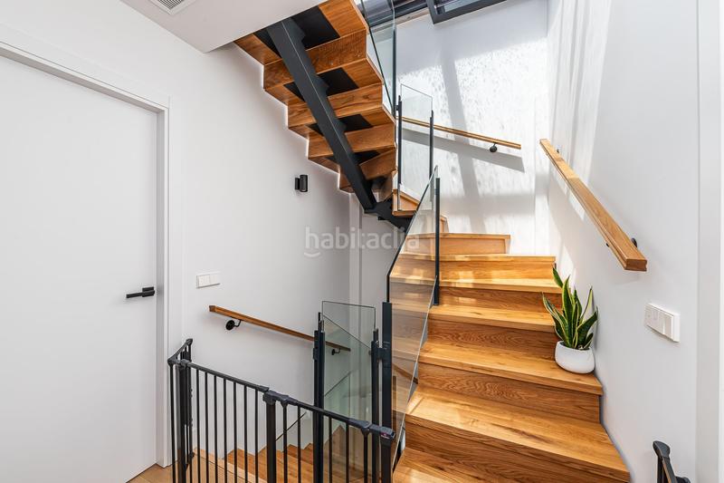 Foto 2397fa32-1eb9-4224-9a51-ab661e3b782c. Casa amb calefacció piscina a Montecarmelo Madrid