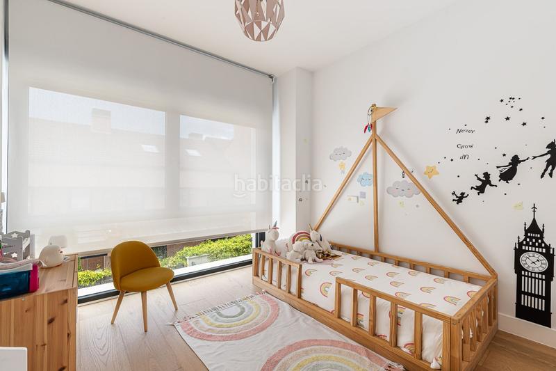 Foto af9162f8-dc44-4056-8ed6-875676492b7b. Casa amb calefacció piscina a Montecarmelo Madrid