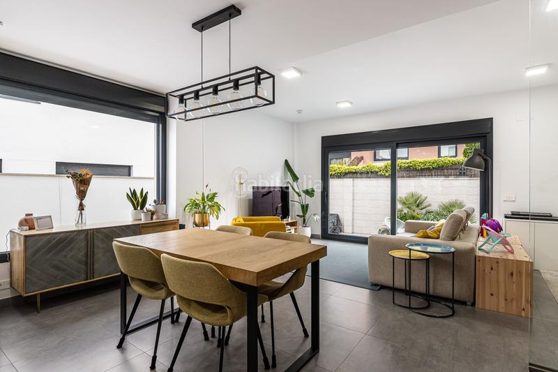 Foto b5e27712-f4bc-4ded-86ad-e276d6f2d382. Casa amb calefacció piscina a Montecarmelo Madrid