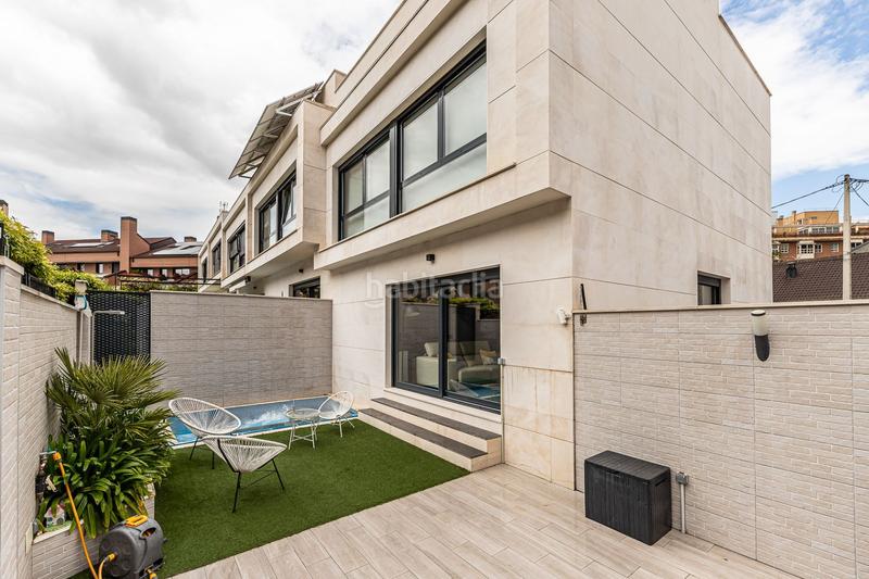 Foto d3073230-4497-40b5-88e2-d0439938c14c. Casa amb calefacció piscina a Montecarmelo Madrid