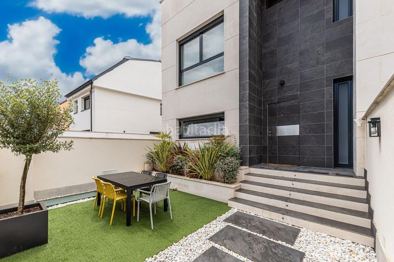 Foto eb95a4e3-b63a-4a42-83db-f68b71b7870c. Casa amb calefacció piscina a Montecarmelo Madrid