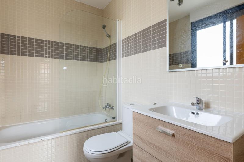 Foto bd7ff9b6-3185-4fef-9ae2-830a2a9d4662. Semi detached house in Pau Lledó Castellón de la Plana