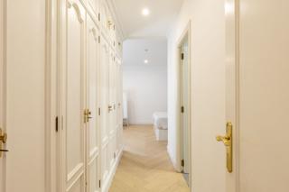 Piso en Sant Francesc. Exclusiva vivienda en venta  calle colón, valencia