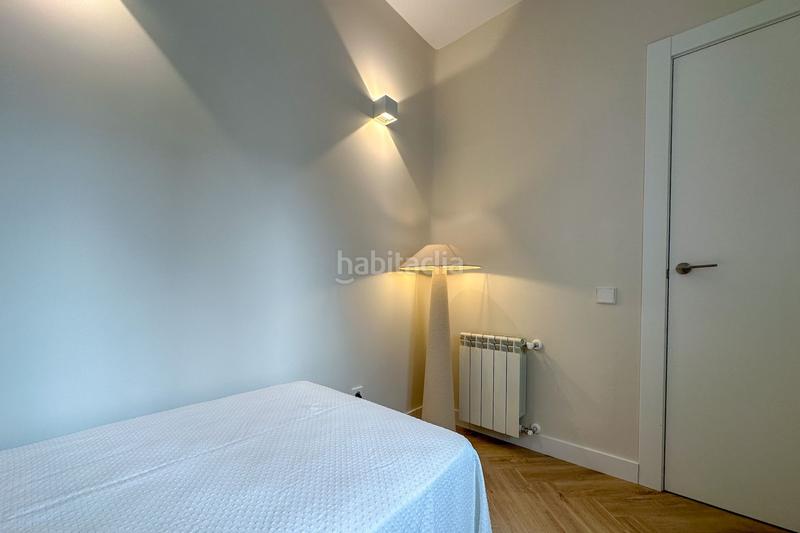 Foto d85f38e6-ded0-42b0-b99c-85a9f37f9b54. Alquiler piso  en alquiler c. de ríos rosas en Madrid