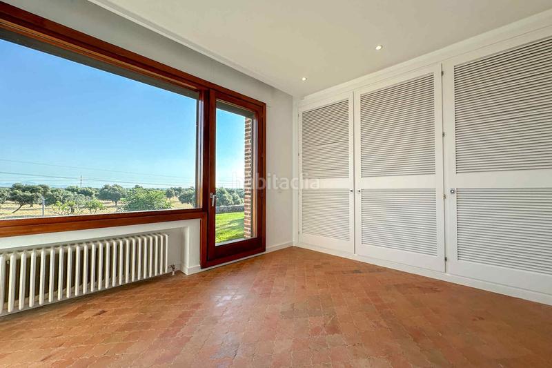 Foto 3443f26b-4dba-4743-ab79-492309660f6b. Rent house with heating pool in La Florida - El Plantío Madrid