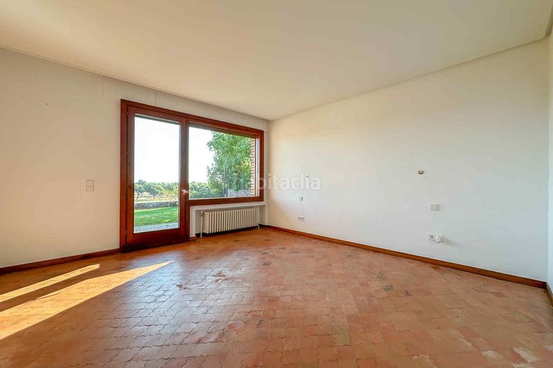 Foto a05d458f-76f8-4424-9327-85bf1cd5e7d3. Rent house with heating pool in La Florida - El Plantío Madrid